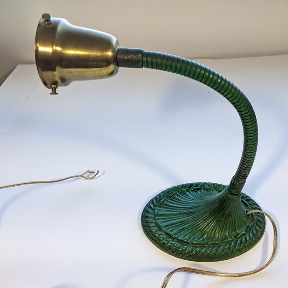 Beautiful Art Deco Cast Iron Goose-neck Table Lamp - Green, Eagle brand no shade - Picture 2 of 10